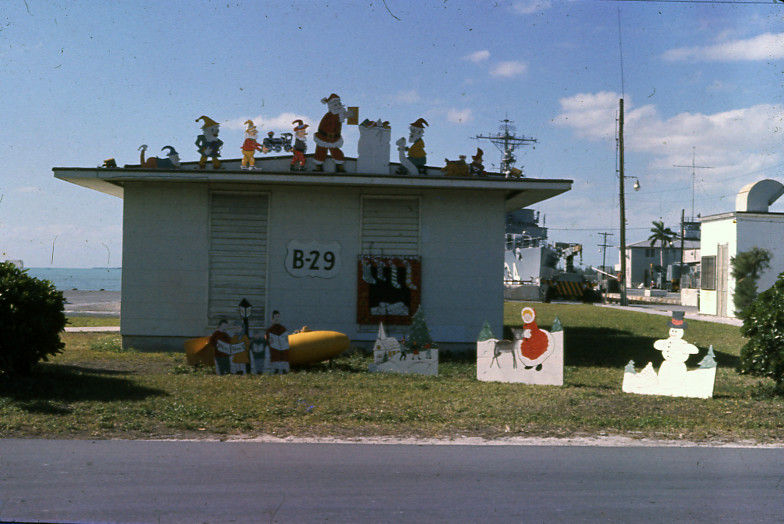 A small house with christmas decorations
